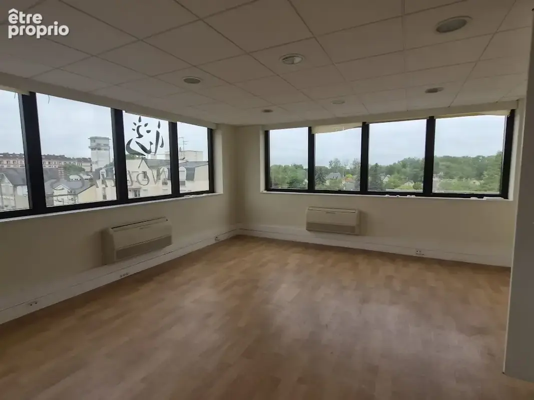 Commerce 80 m² à Montargis  - photo 2