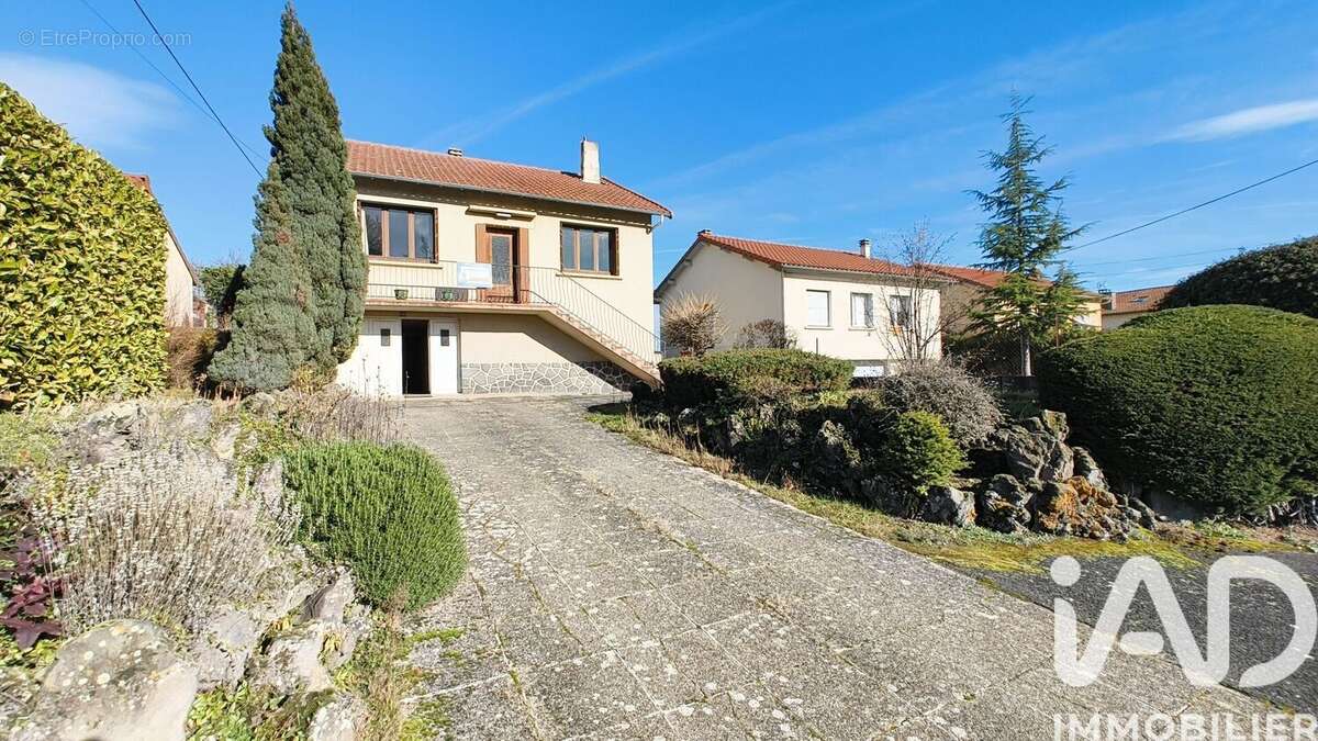 Photo 2 - Maison à RIOM