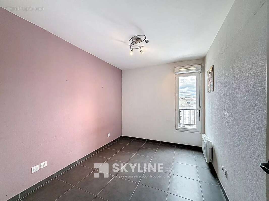 Appartement à MARSEILLE-3E