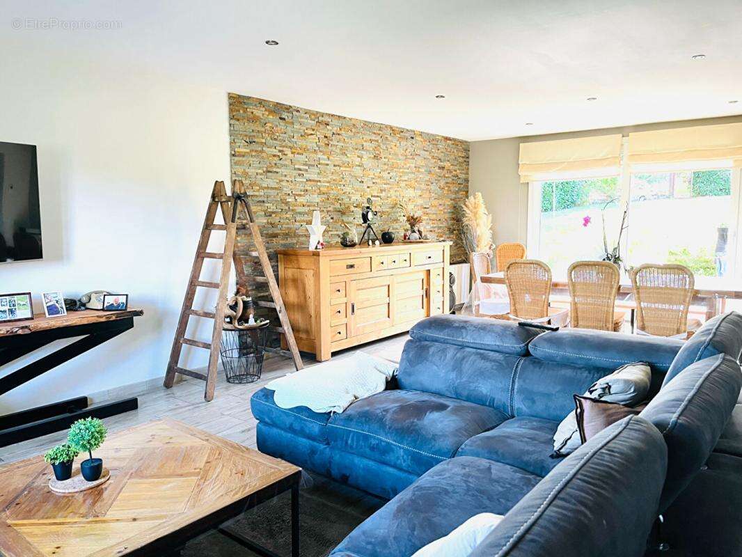 Maison à OUILLY-LE-TESSON