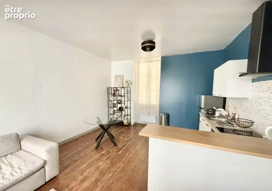Appartement à SAINT-CLEMENT-DE-LA-PLACE