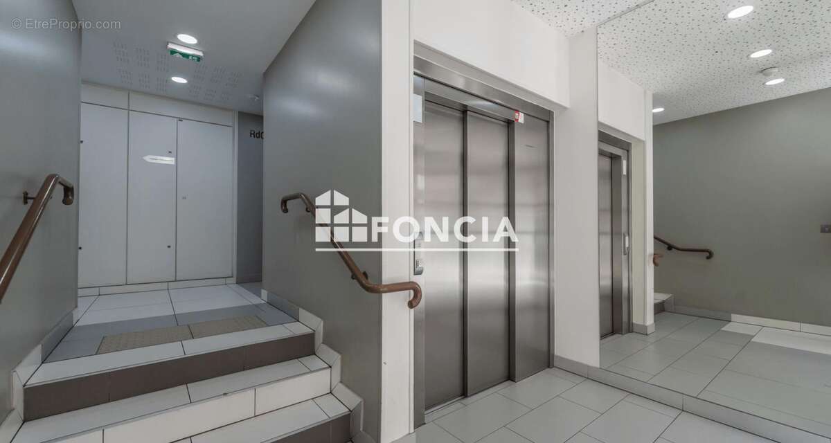 Appartement à SAINT-DENIS