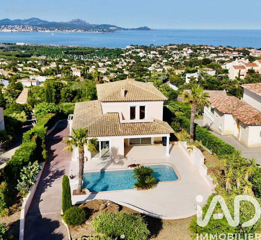 Photo 2 - Maison à FREJUS