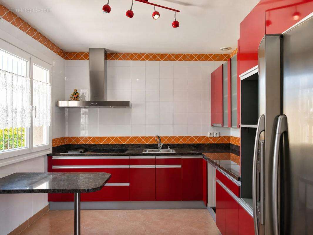 Villa 4 faces – plain-pied – 170 m² – piscine - photo 5