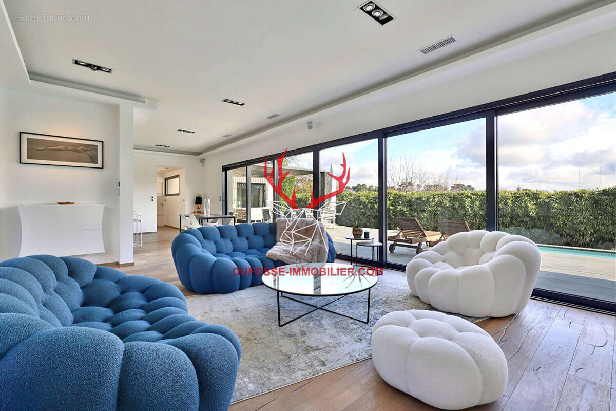 Maison à SAINT-CYR-AU-MONT-D'OR