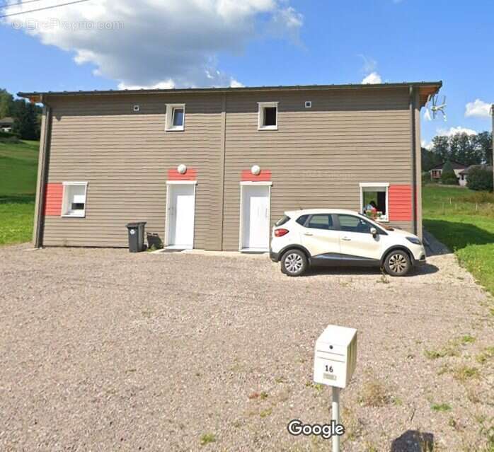 Maison à FRESSE-SUR-MOSELLE