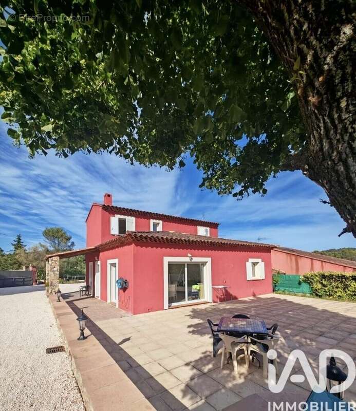 Photo 3 - Maison à CUERS
