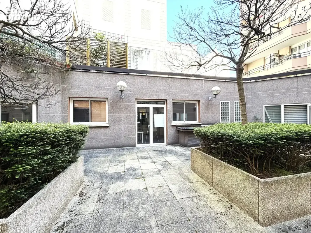 Commerce 195 m² à vendre à Paris-18e (75018) - photo 7