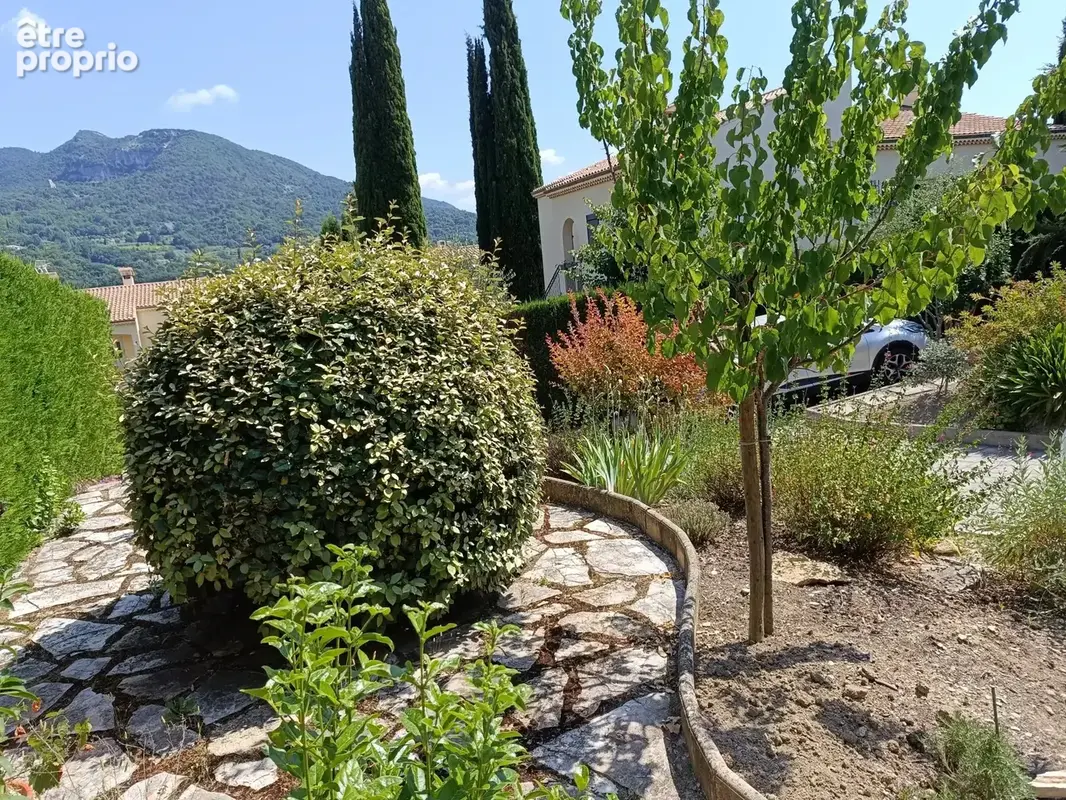 Nyons 26110 - propriete de charme 144 m² - terrain clos et paysage 750 m² - 4 chambres - piscine - poolhouse amenage - photo 21