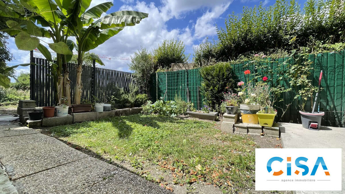 Maison à PONT-SAINTE-MAXENCE