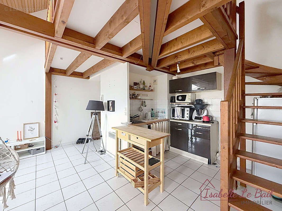 DUPLEX T2 bis, dernier étage, gare proche - photo 2