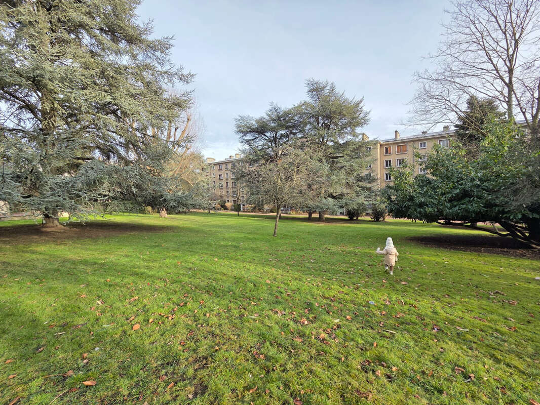 Appartement à BAGNOLET