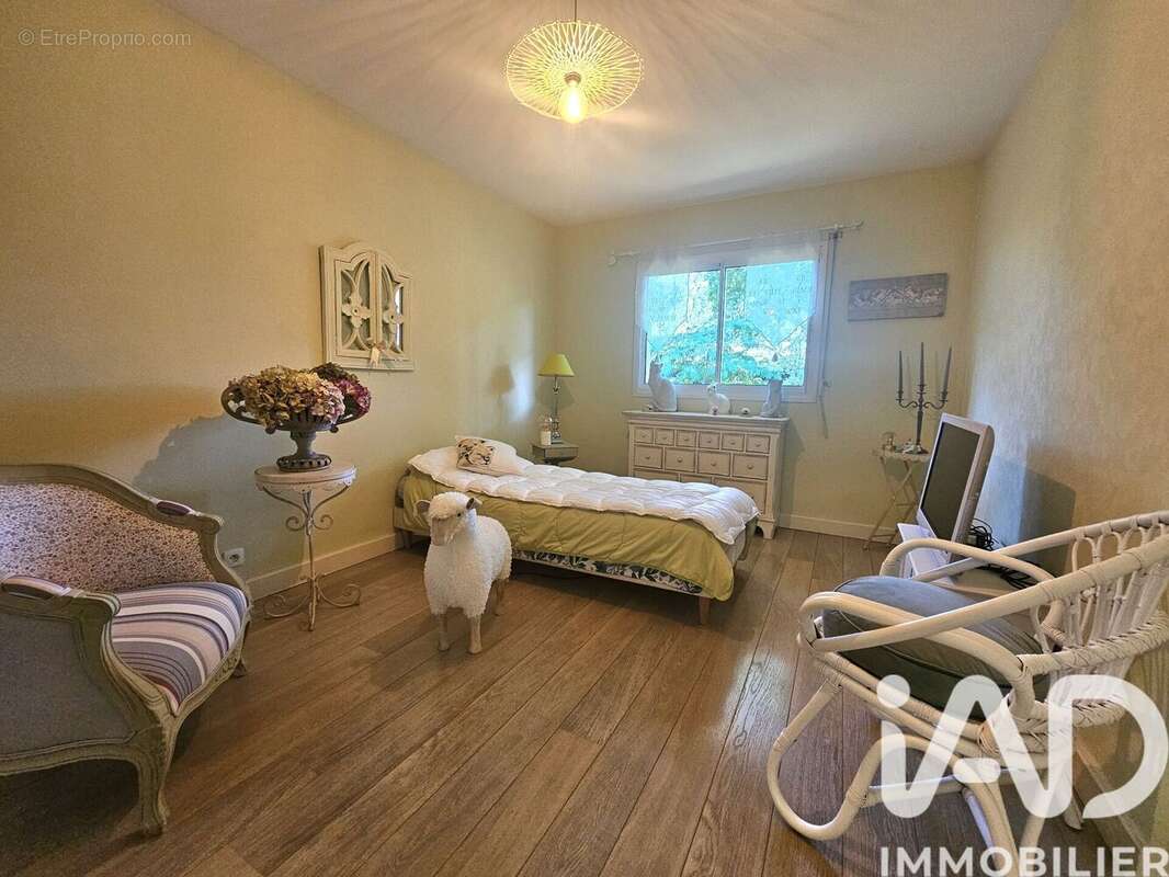 Maison 107 m² à La Teste-De-Buch  - photo 9