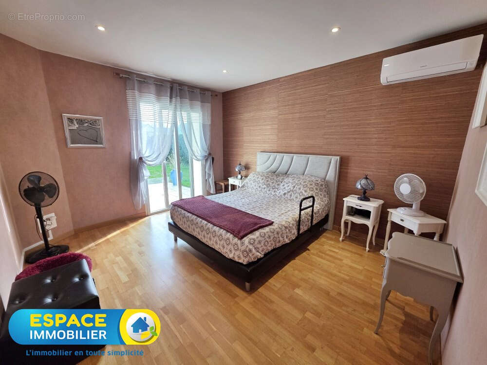 Maison à CHATEAUNEUF-SUR-LOIRE