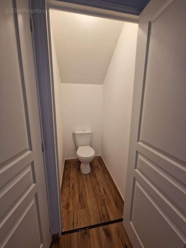 Maison à SAINT-JEAN-D'ANGELY