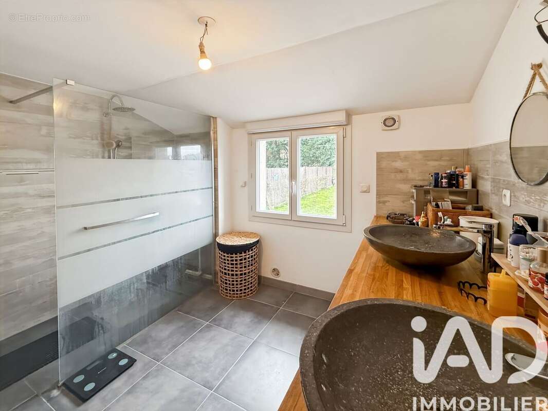 Photo 9 - Maison à SAINT-SEROTIN