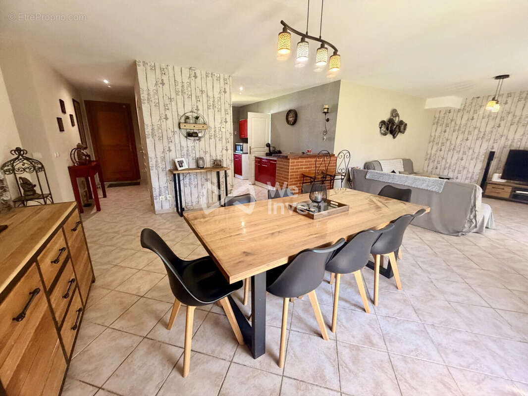 Maison à REBAIS