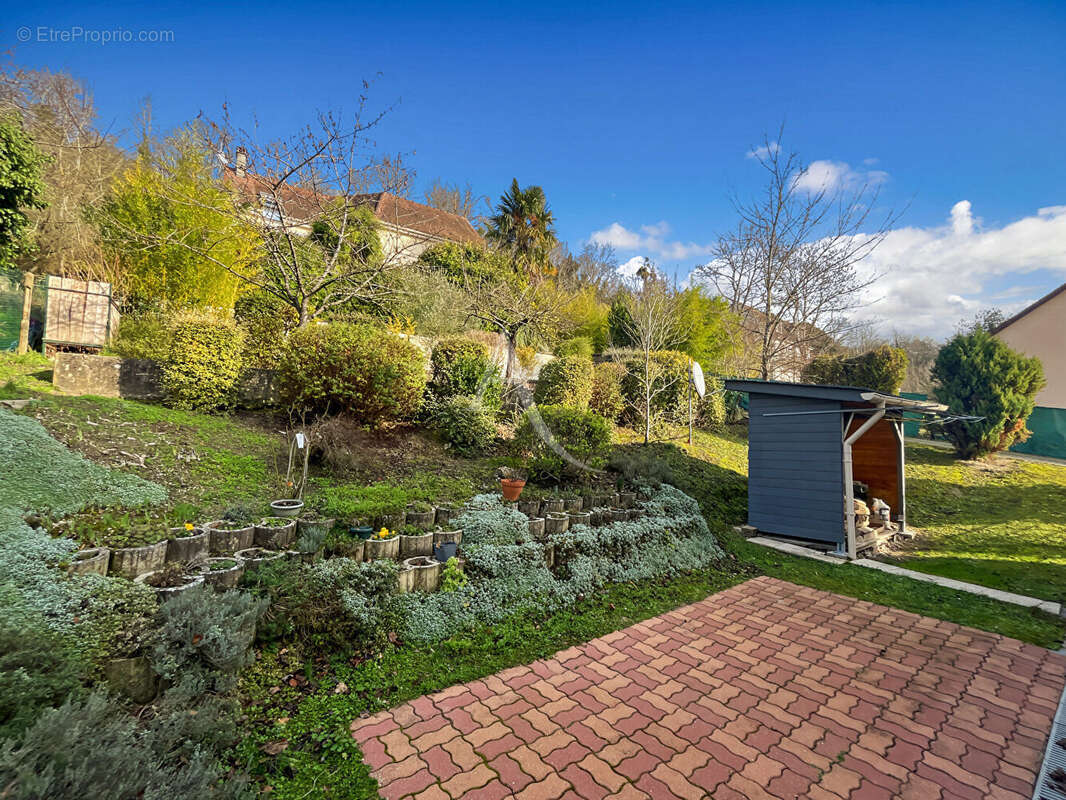 Maison à VAUX-SUR-SEINE