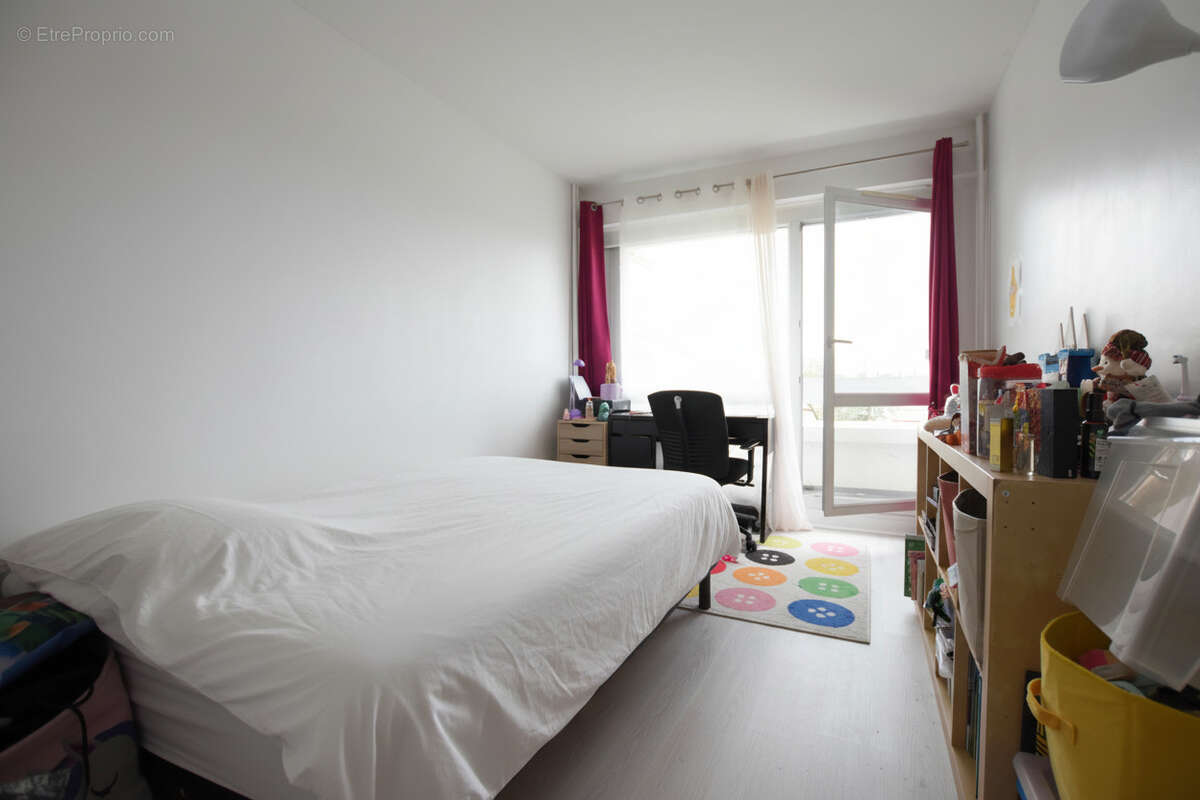 Appartement à LES ESSARTS-LE-ROI