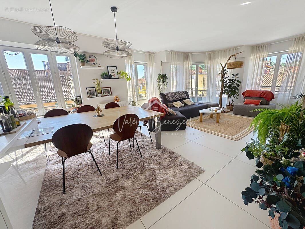 Appartement à SAINT-AFFRIQUE