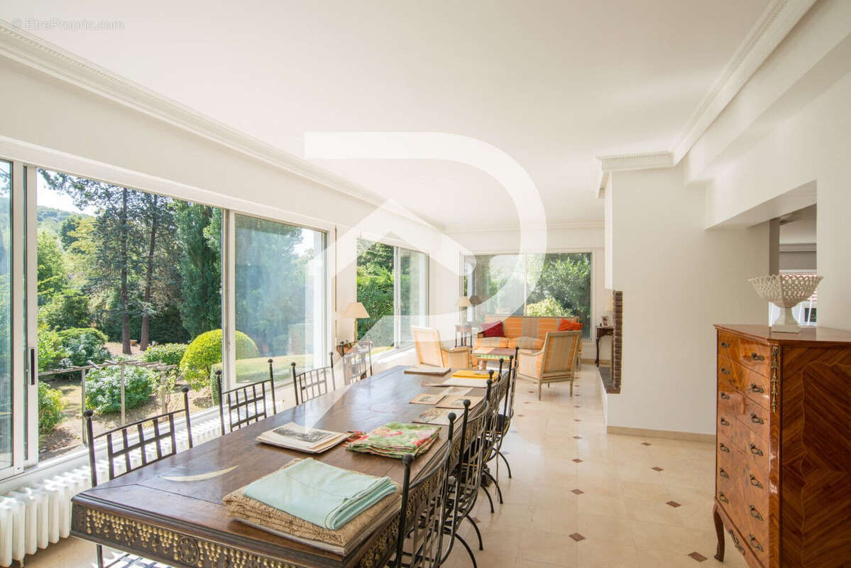 Maison Montlignon 10 pièce(s) 220 m2 - photo 4