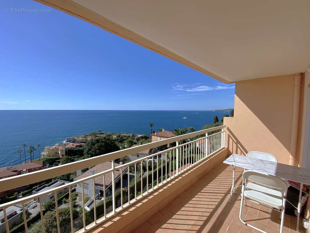 Appartement à CAP-D'AIL