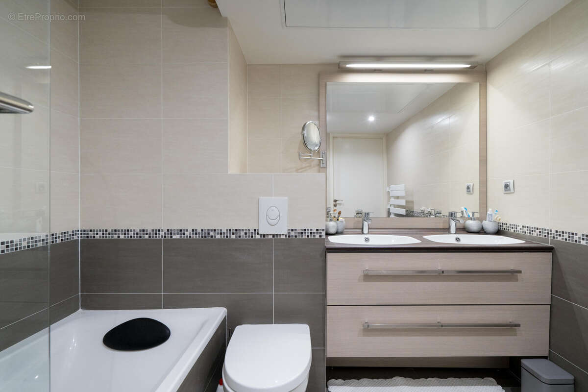 Appartement à HYERES