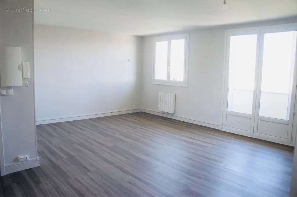 Appartement à LYON-8E