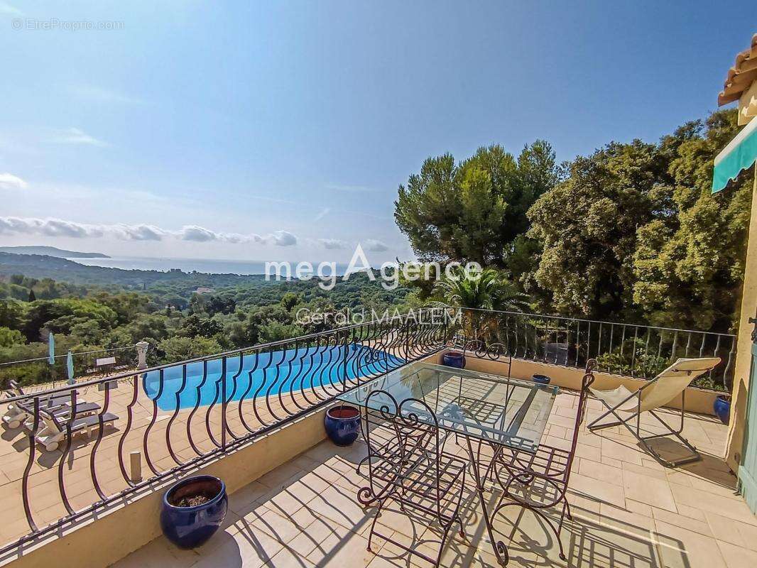 Maison à CAVALAIRE-SUR-MER