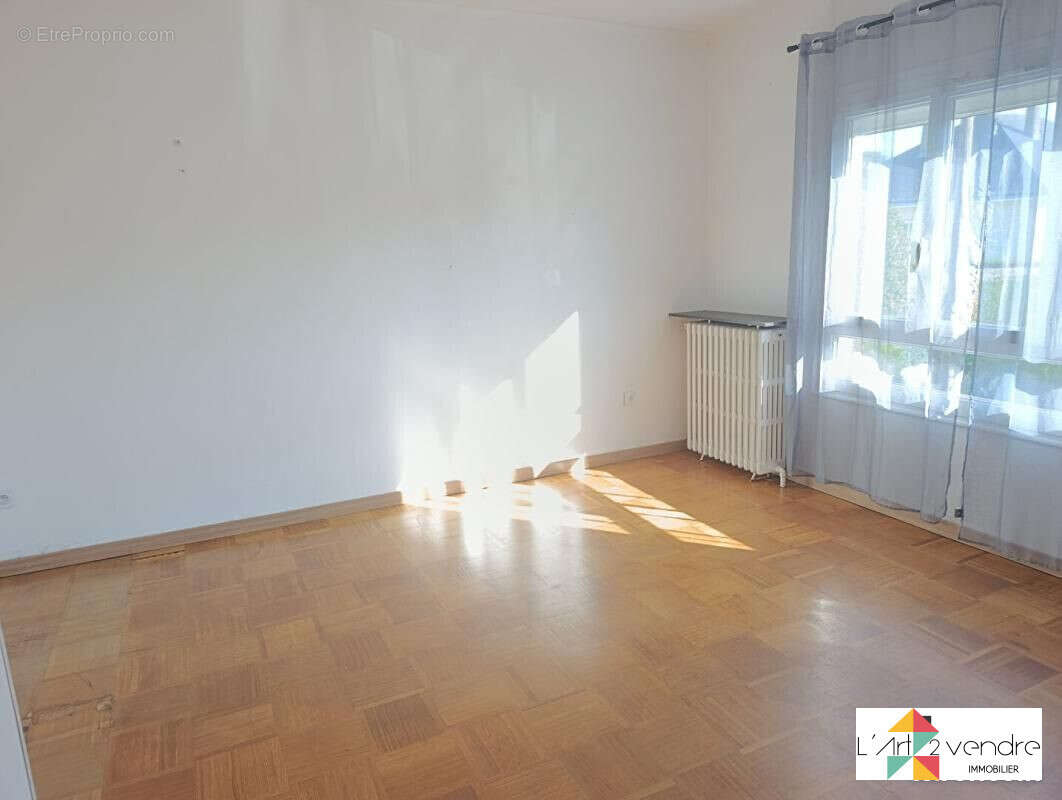 Maison à DAMMARIE-LES-LYS