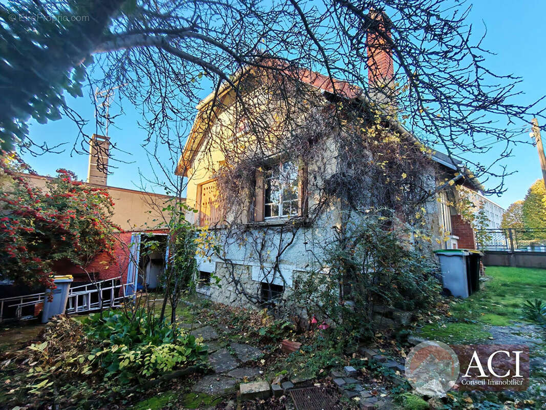 Maison à RUEIL-MALMAISON