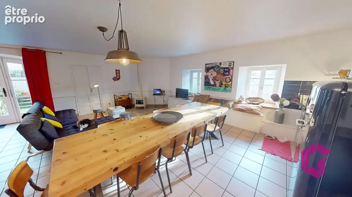 Maison 4 pièces 120 m² à vendre à Bas-En-Basset (43210) - photo 5