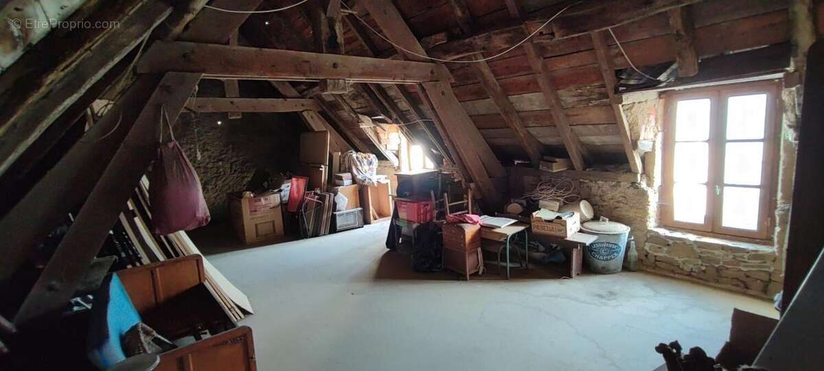 Maison à VALZERGUES