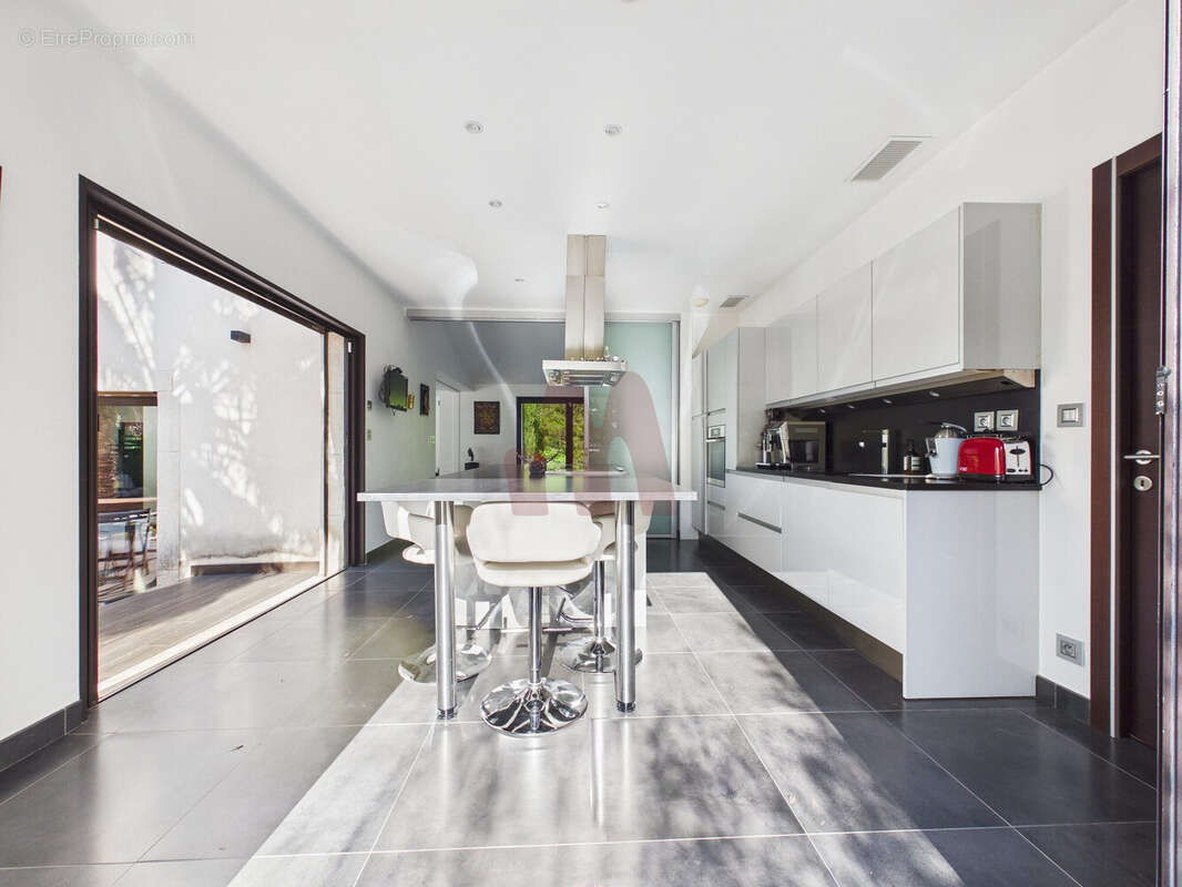 Maison à ROCHEFORT-DU-GARD