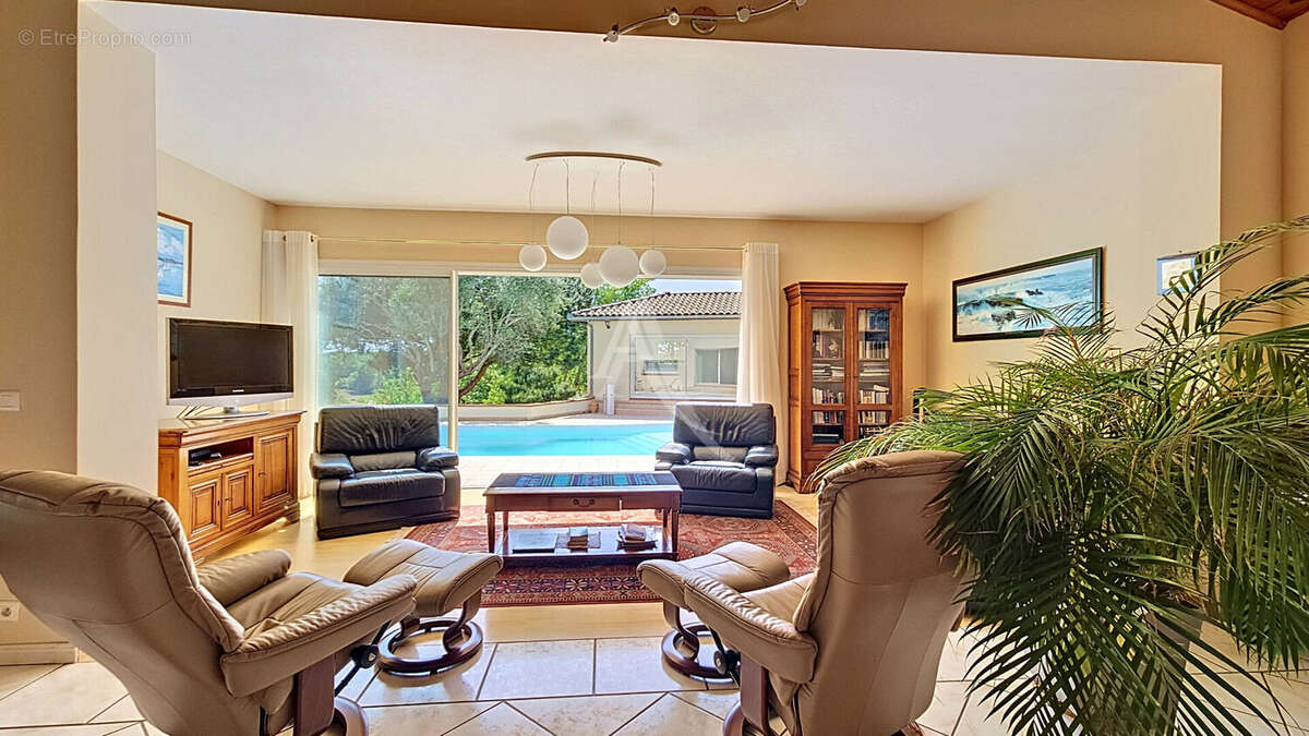 Vacquiers, villa avec piscine - photo 4