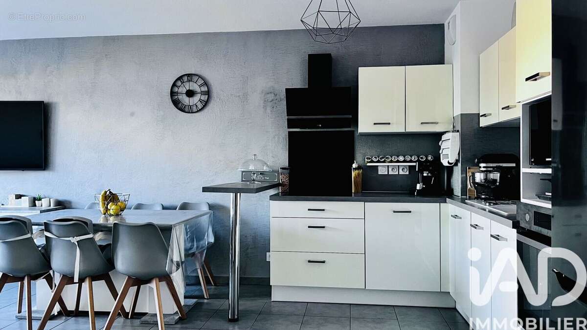 Photo 4 - Appartement à PUGET-SUR-ARGENS