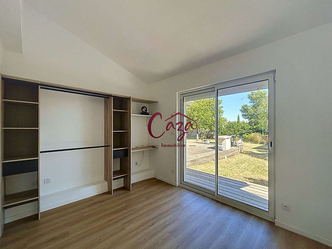Maison familiale rénovée avec studio indépendant Bassens - photo 12