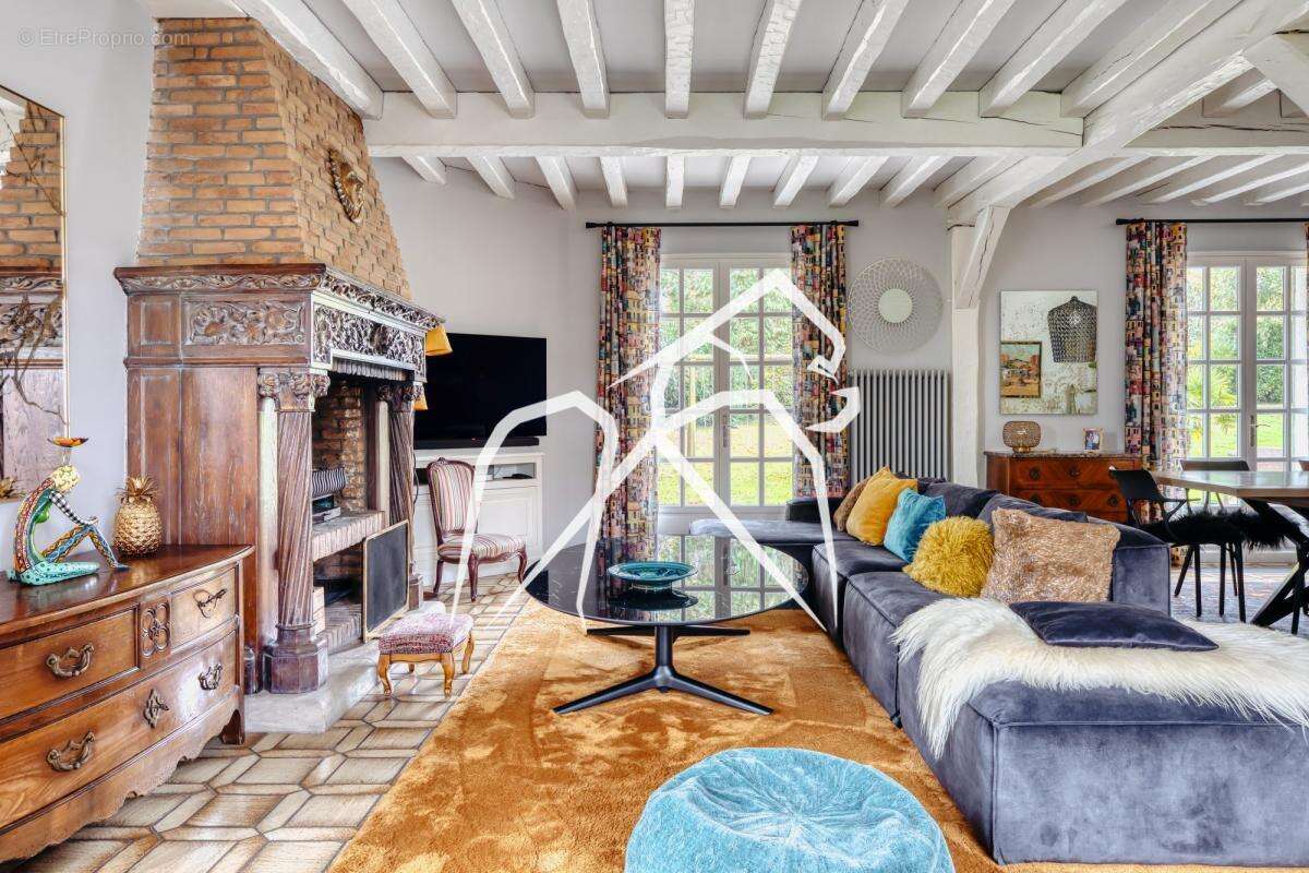 Maison à ISNEAUVILLE