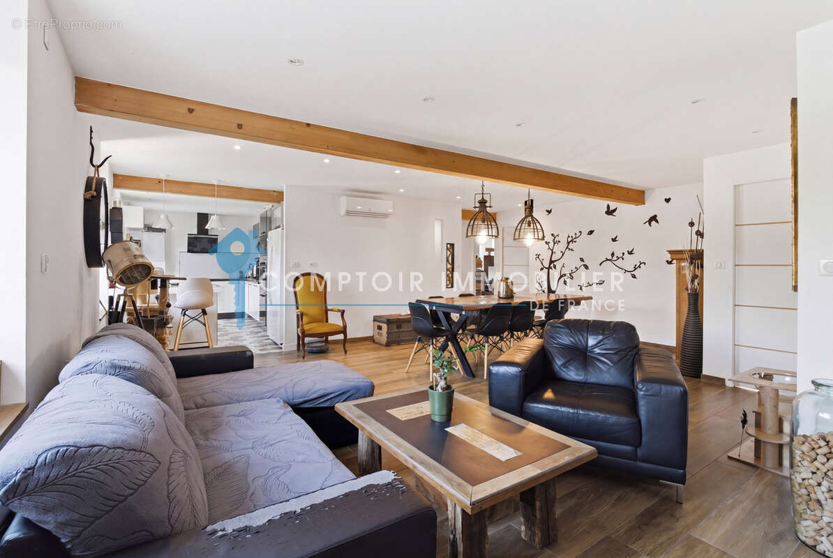 Appartement à RIVES