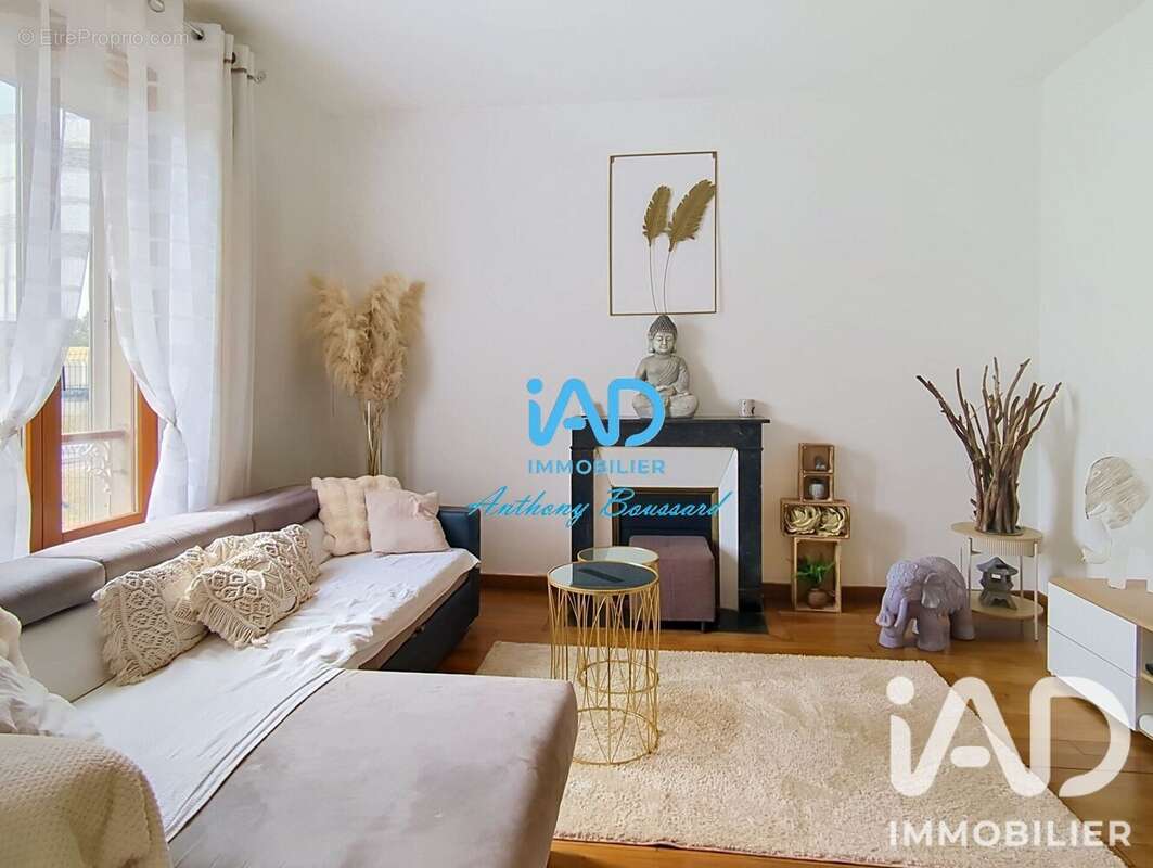 Maison 119 m² à Fontenay-Tresigny  - photo 2