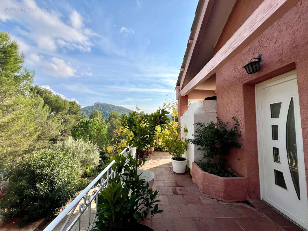 Maison à LA DESTROUSSE