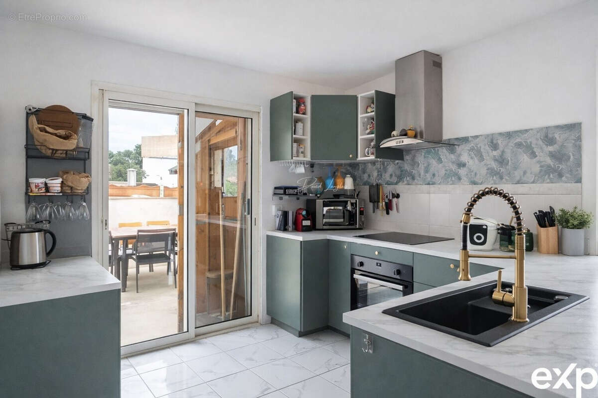 Appartement à MOUGINS