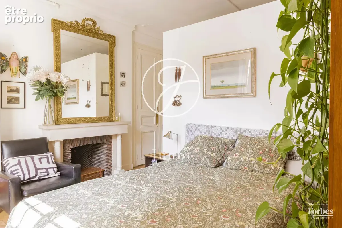 Paris 9e – QUARTIER PIGALLE / SAINT-GEORGES / RUE DE DOUAI – Appartement – 5 pièces – 132,41m² Carrez – 4 chambres – Ascenseur – - photo 9