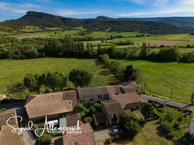 Maison à RIEUX-EN-VAL