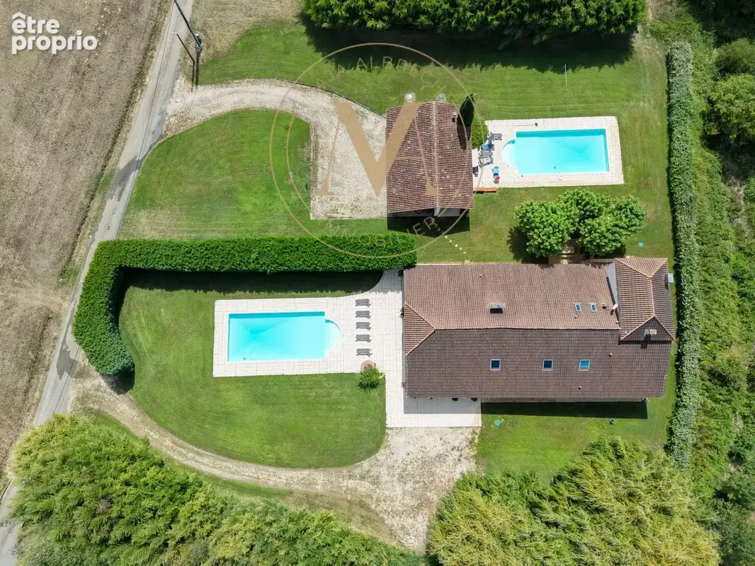 Deux maisons en une • 10 chambres • 2 piscines • jusqu’à 10 ha saint georges (47) - photo 16