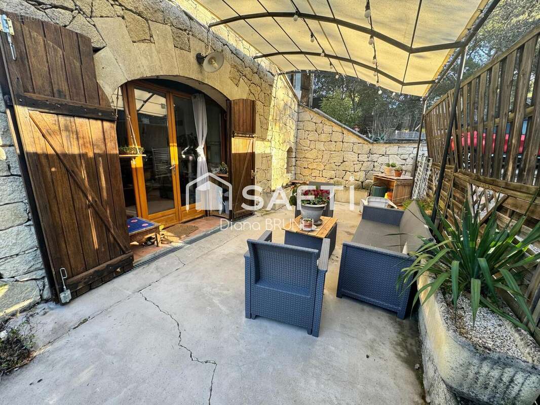 Photo 8 - Maison à LA TOUR-D&#039;AIGUES