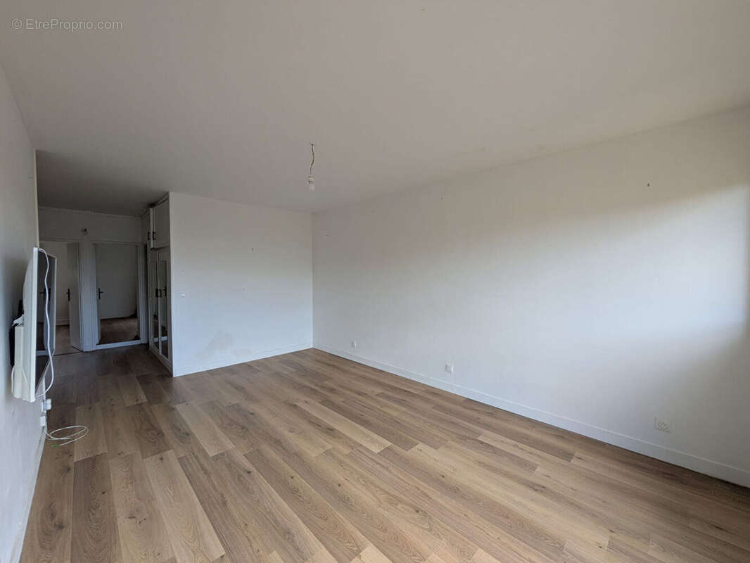 Appartement à CHAVILLE