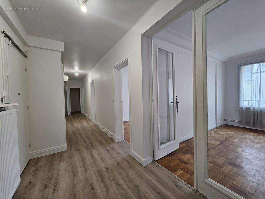 Appartement de 121 m2 avec 3 chambres en hyper centre de Vernon très lumineux - photo 5