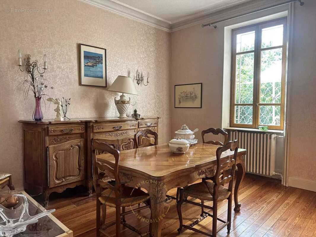 Maison à MONTELIMAR