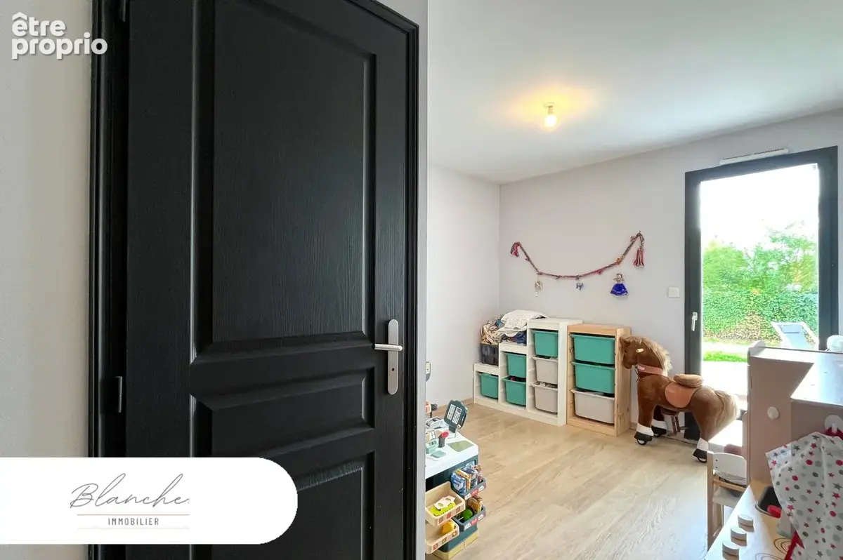 Maison à vendre 5 pièces VILLENEUVE D'ASCQ (59) - photo 9